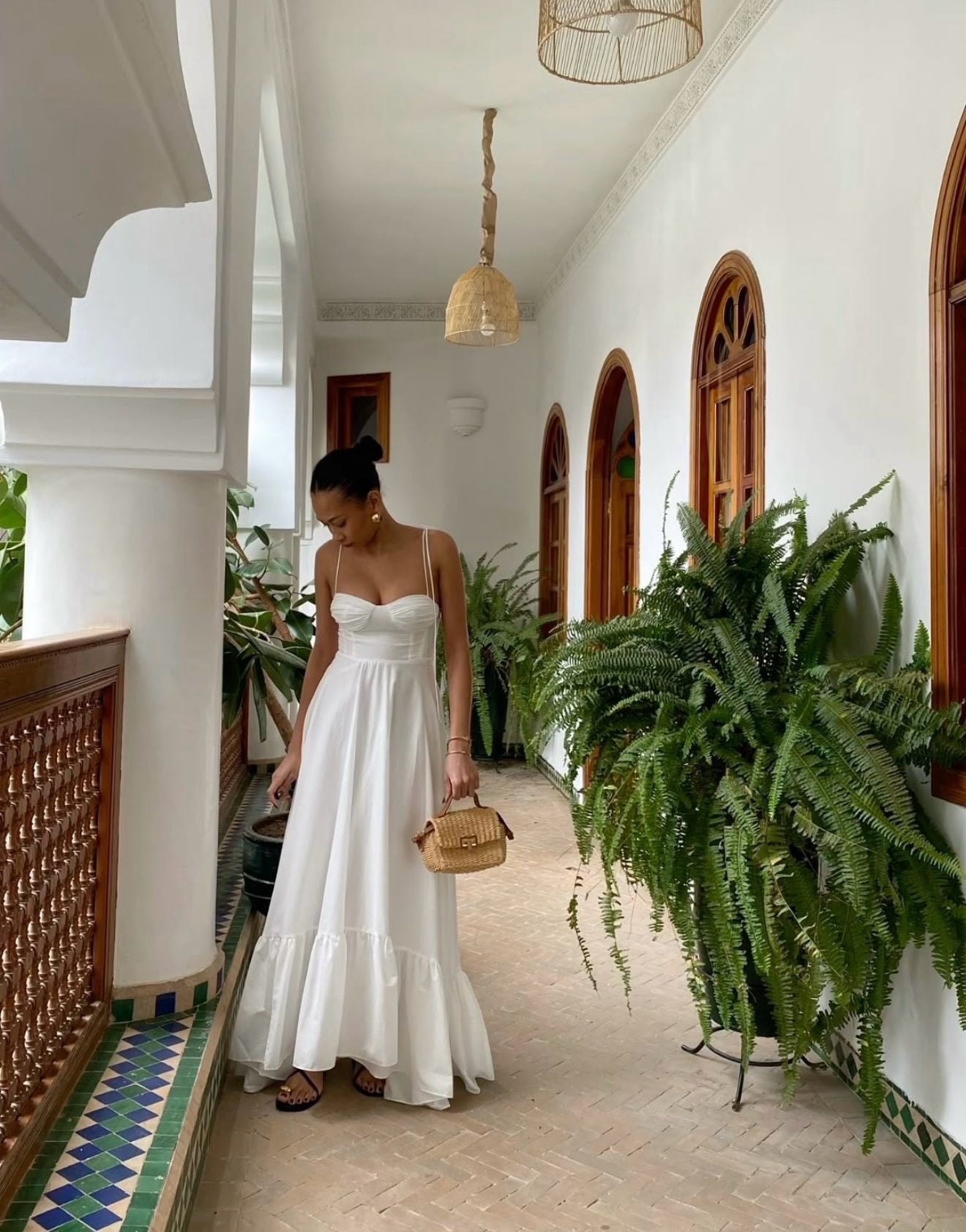 Robe longue bretelles noeuds